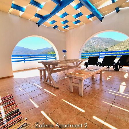 Zafeiris Apartments Livadia  ภายนอก รูปภาพ