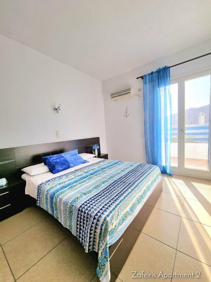 Zafeiris Apartments Livadia  ภายนอก รูปภาพ